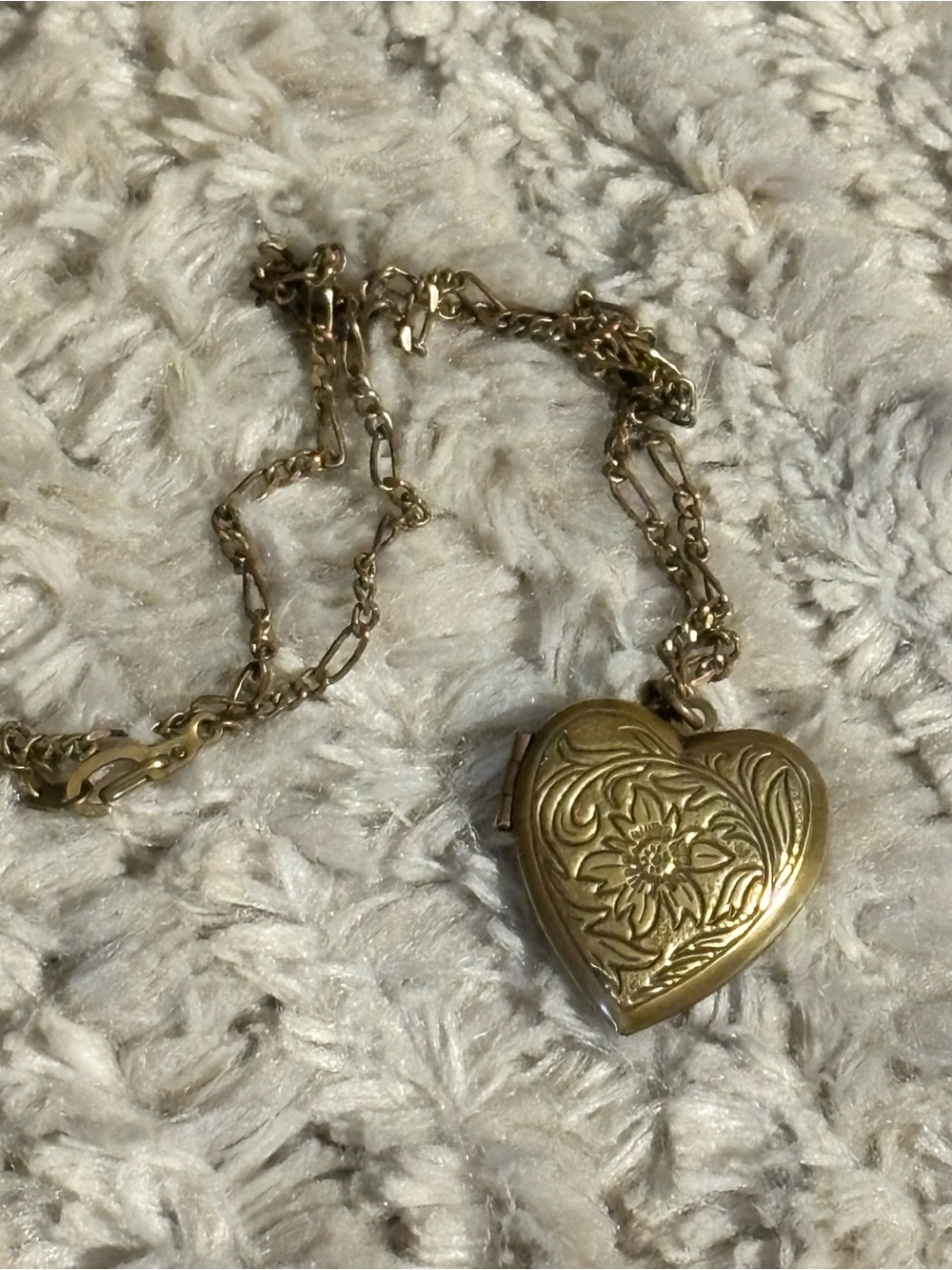 Pleasant Company Samantha Parkington Keepsake Heart Locket for Girls 1987